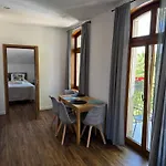 Zeromskiego 8 Appartement
