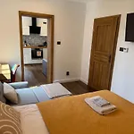 Zeromskiego 8 Appartement