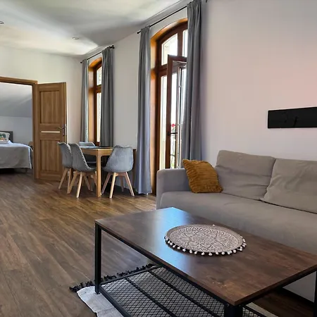 Apartmán Zeromskiego 8