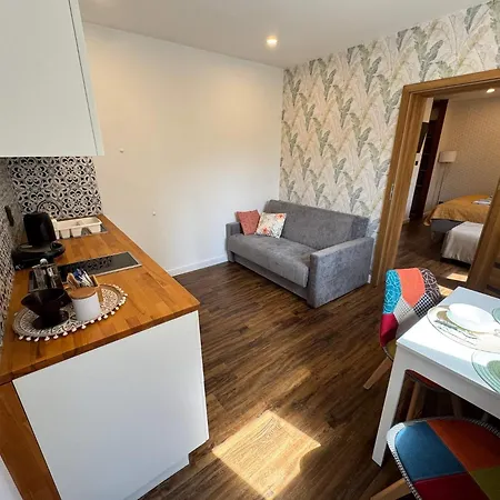 Apartman Zeromskiego 8 *